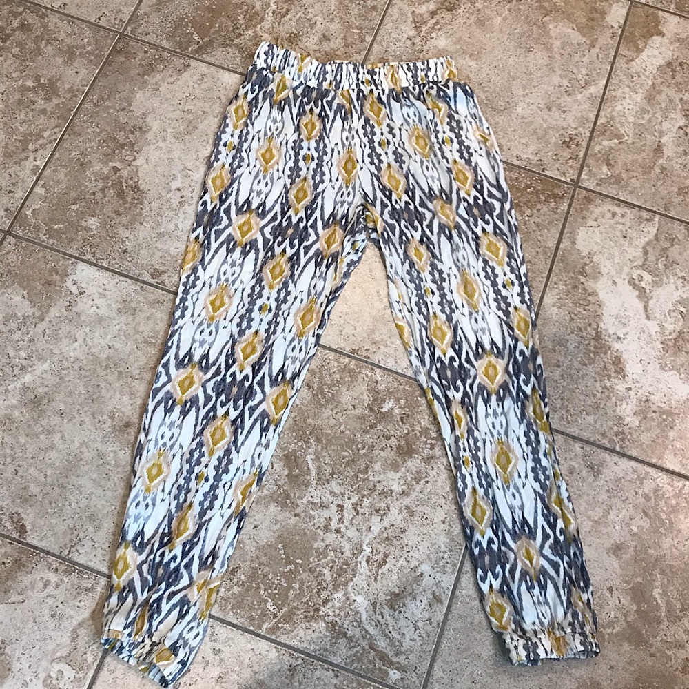Never worn. Bohemian, light weight pants.